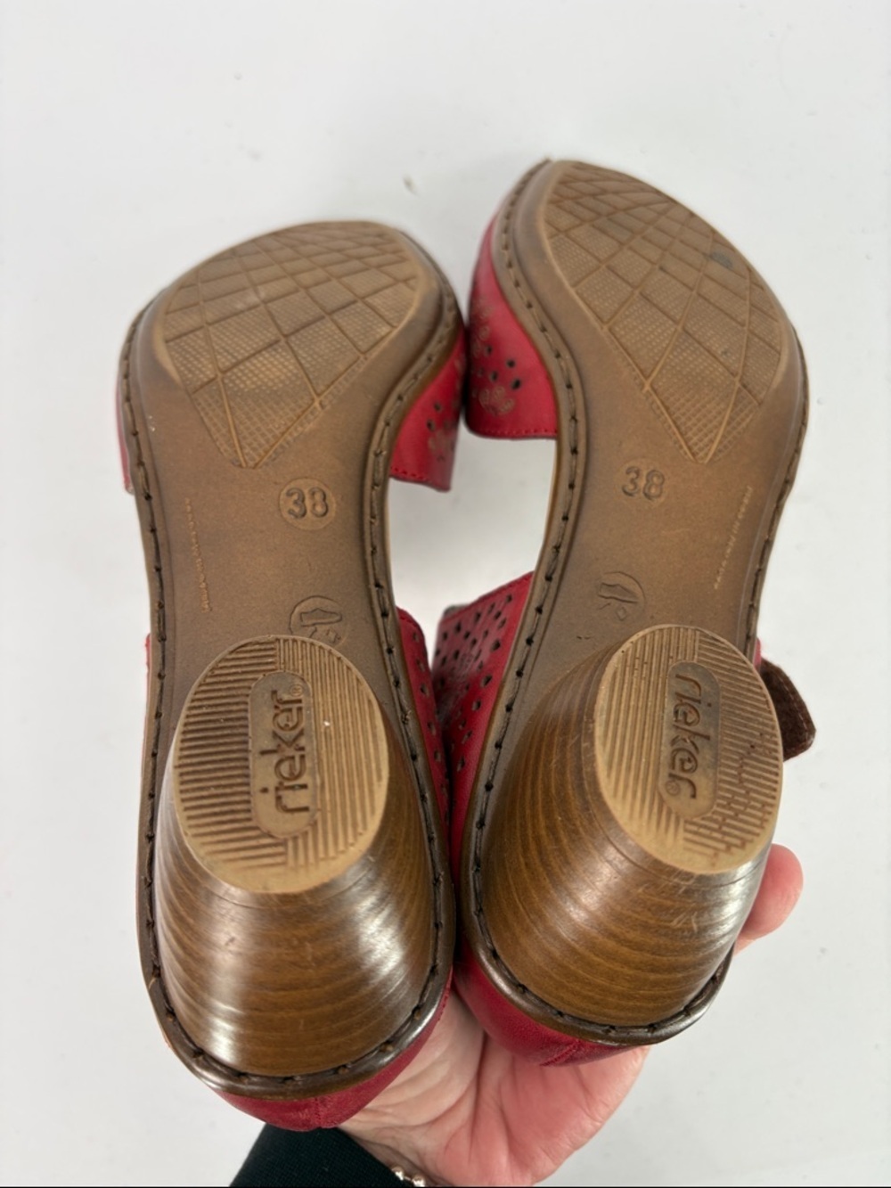🥐 Ricker Red Perforated Mary Jane low Heels with Decorative Button Strap - Picture 7 of 7